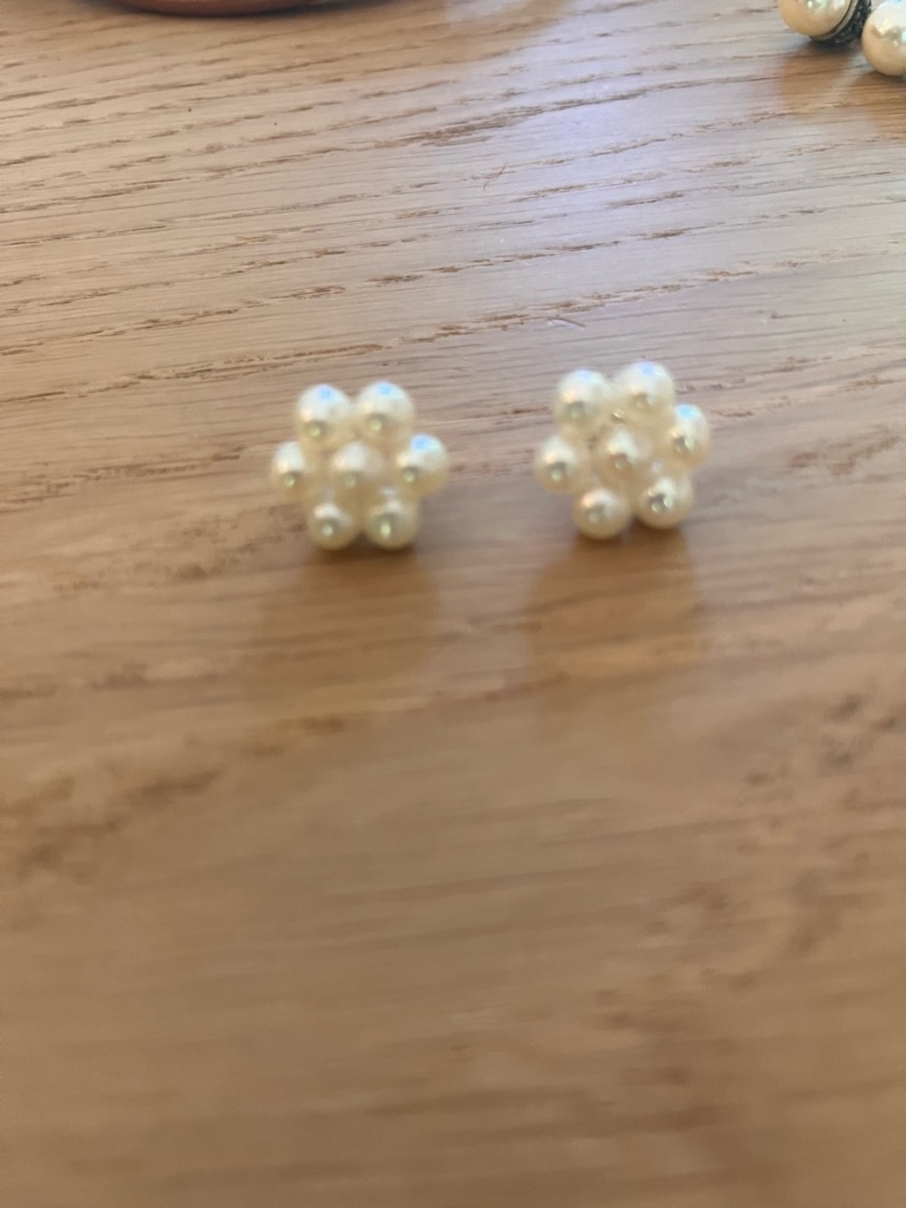 Pearl Cluster Stud Earrings - White